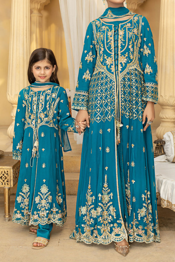 Buy Pakistani Girls Dresses in USA, UK & Pakistan 