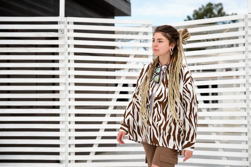 Printed Viscose Outfits That Combine Comfort and Trend